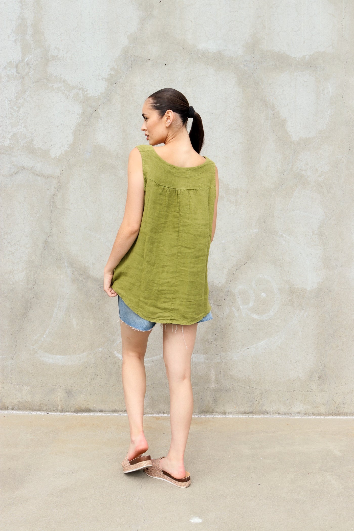 Olive Grove Linen Tank – 100% Linen by 75