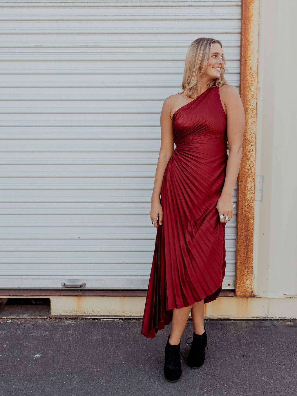 Asymmetrical Pleated Midi Featuring One Shoulder by 75