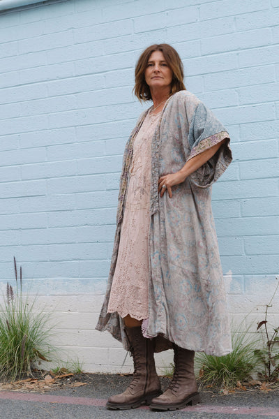 FOLLOW THE SUN SINCHU KIMONO JACKET 605 by Magnolia Pearl
