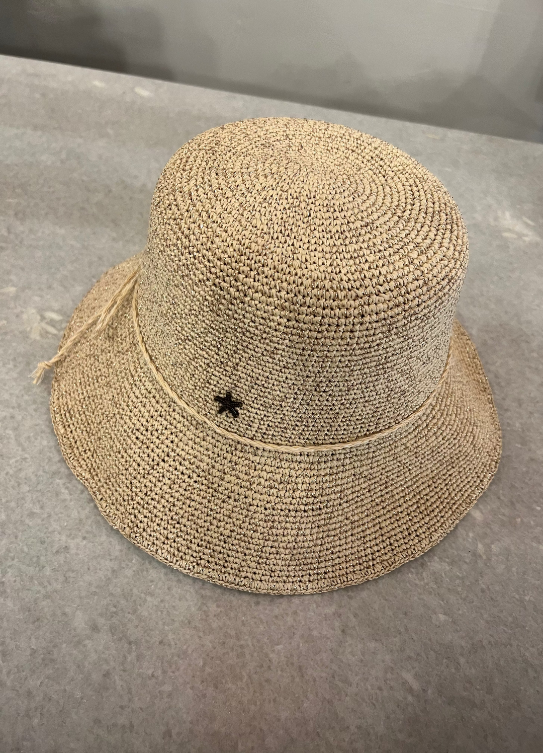 Flora Bella – 75° & Fuzzy