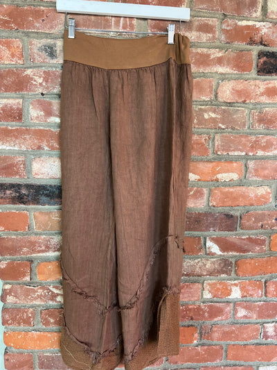 Linen Ruffle Pants by 75