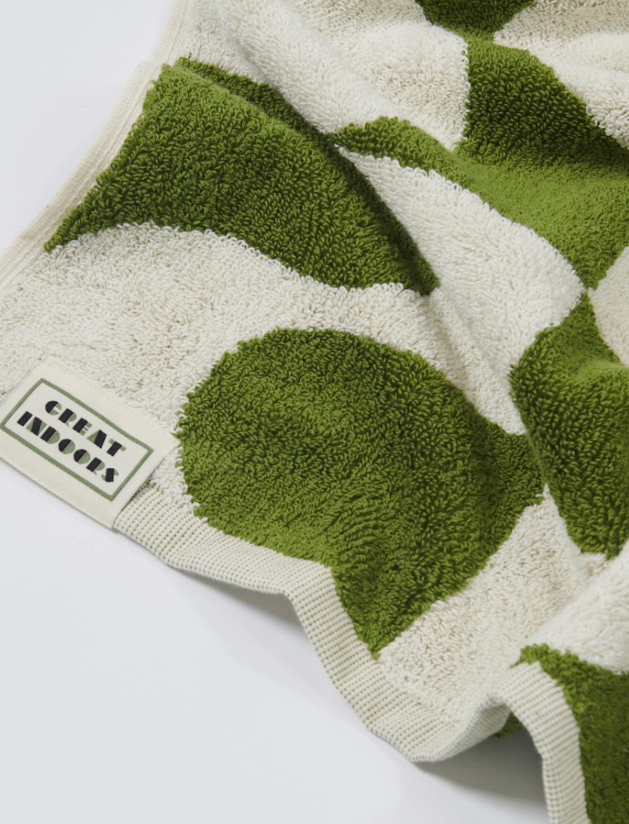 FERUS BATH TOWEL by Great Indoors