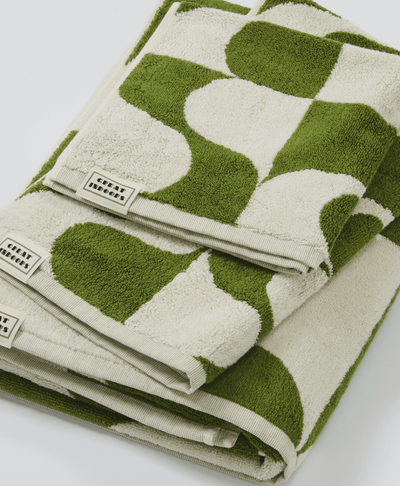 FERUS BATH TOWEL by Great Indoors