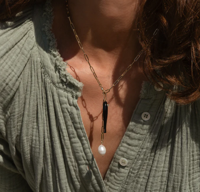 Fortuna Onyx Lariat Necklace by Thatch