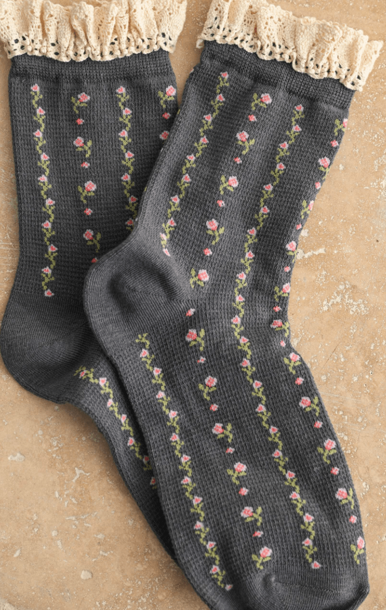 Vintage Bloom Lace Trim Socks by 75