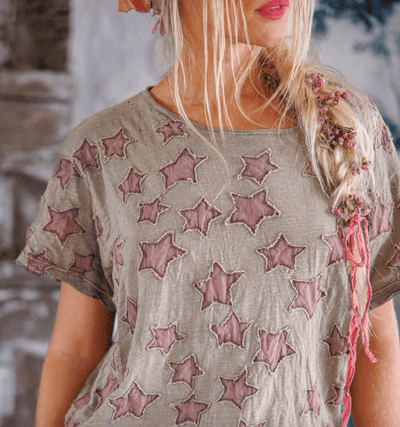Little Star Appliqué Tee 1991 by Magnolia Pearl