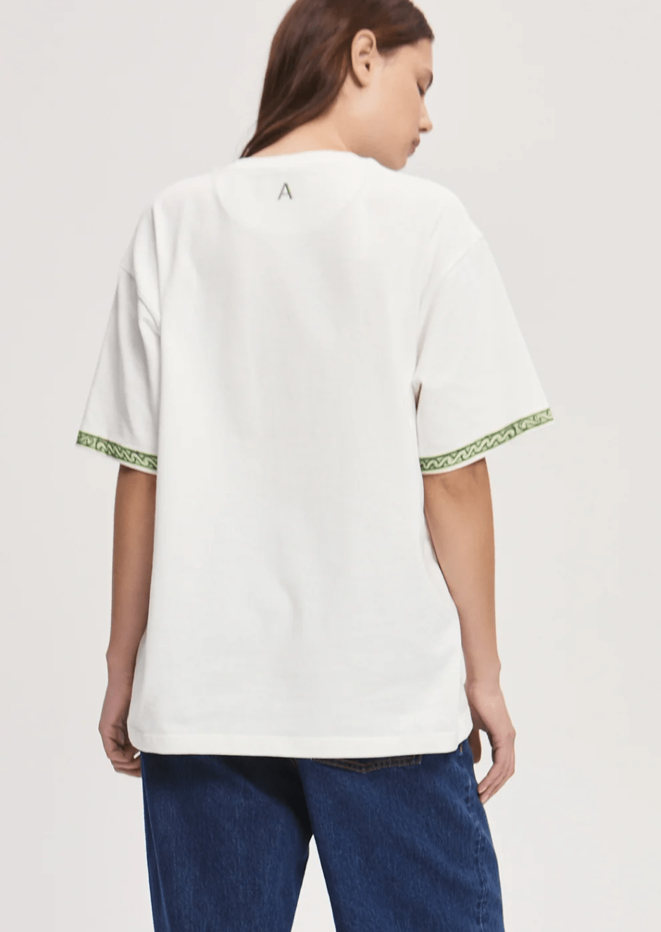 LUCKY PACE TEE BY ALEMAIS