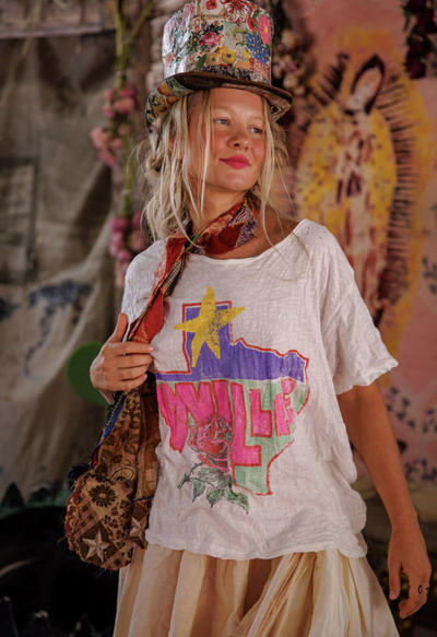 Blue Eyes Willie Nelson Tee 2846 BY MAGNOLIA PEARL