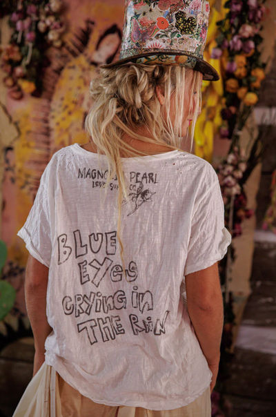 Blue Eyes Willie Nelson Tee 2846 BY MAGNOLIA PEARL