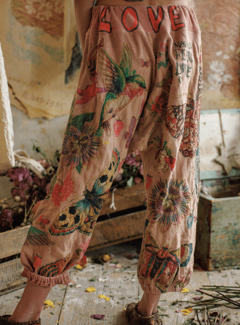 Appliqué La Jolla Joggers 913 BY MAGNOLIA PEARL