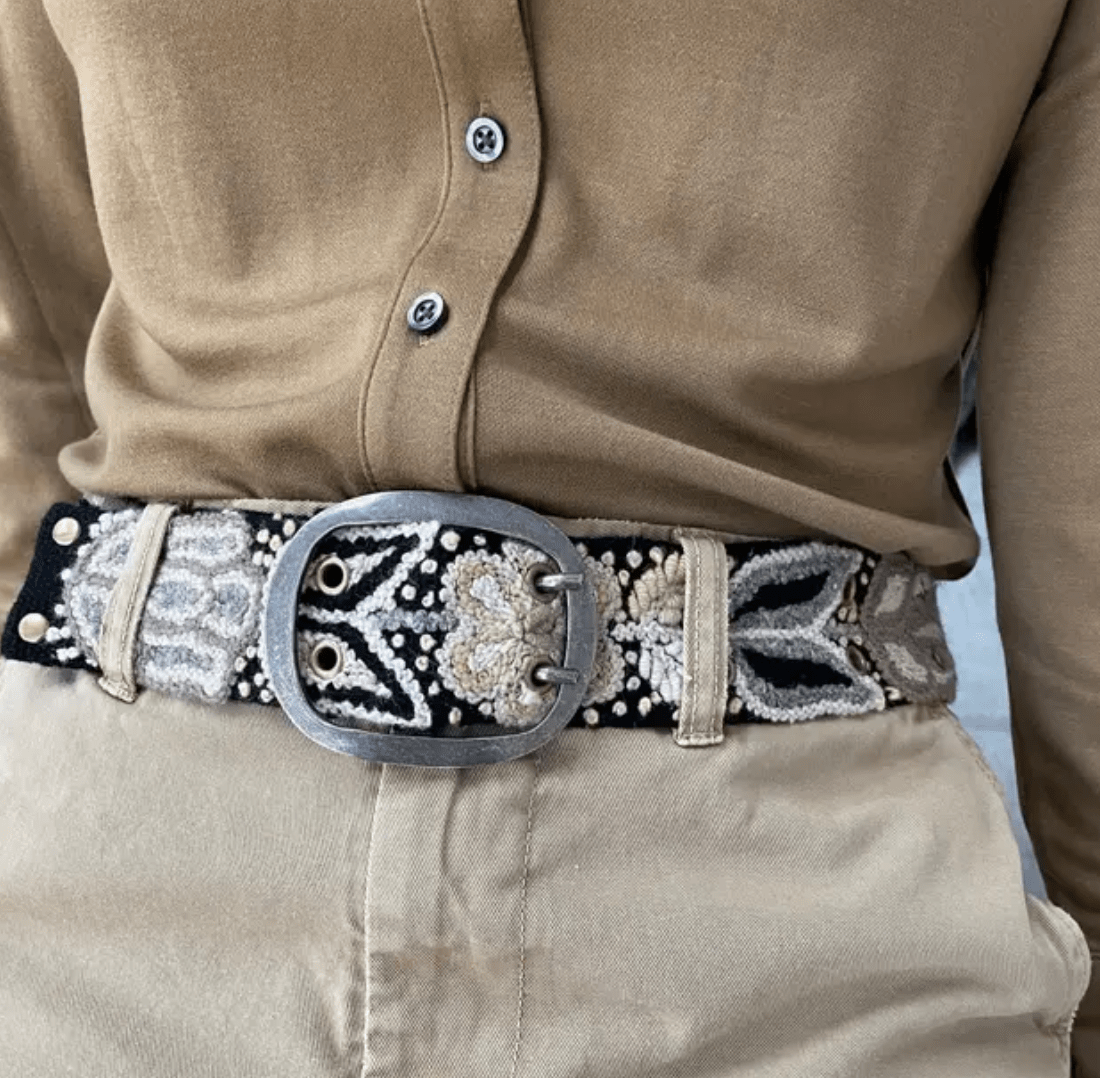 Monochromatic Belt BY JENNY KRAUSS