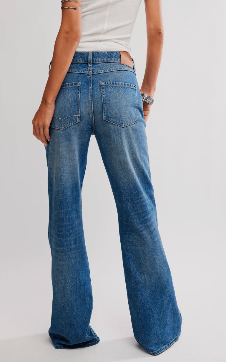 WEST COAST RELAXED JEAN BY FREE PEOPLE