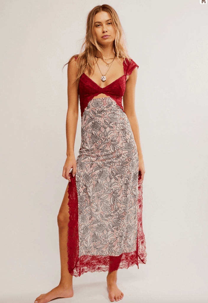 SUDDENLY FINE MAXI SLIP BY FREE PEOPLE – 75° & Fuzzy