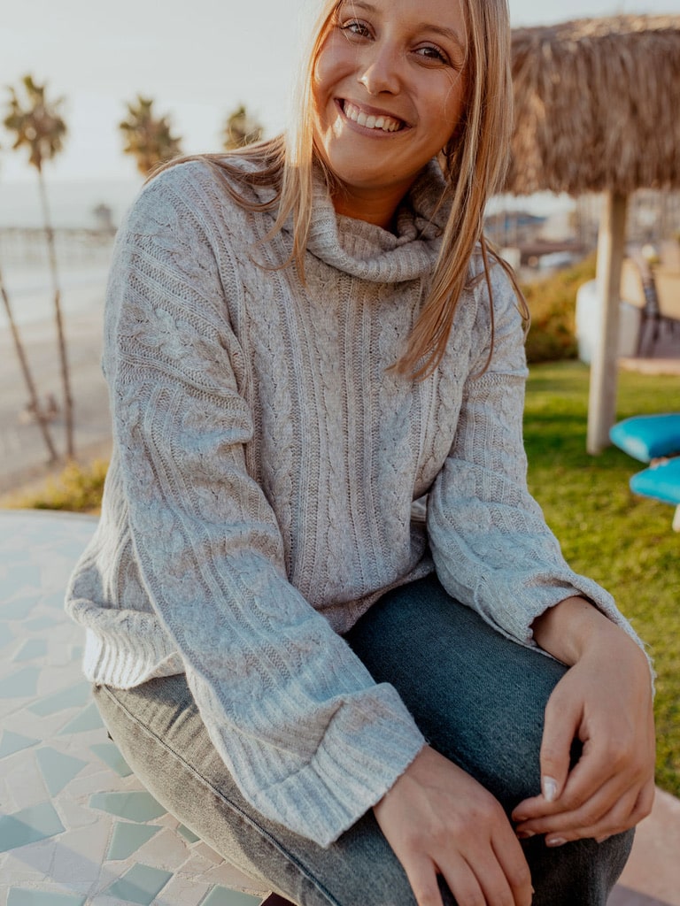 BRAID KNIT TURTLENECK CROPPED SWEATER TOP