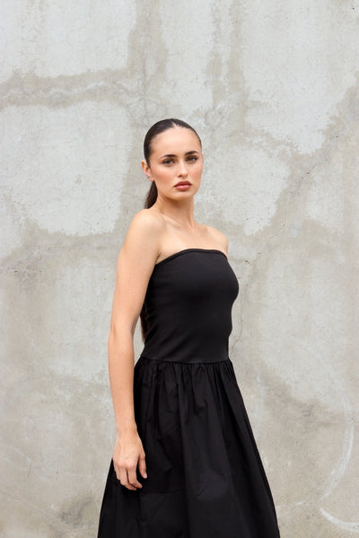 Kai Woven Poplin Strapless Dress by Perfect White Tee