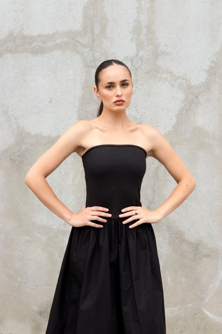 Kai Woven Poplin Strapless Dress by Perfect White Tee