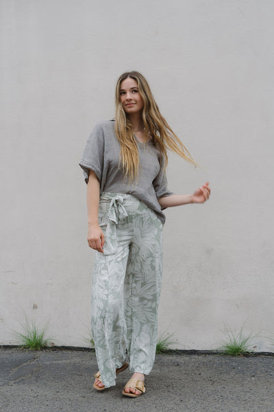 Tiered Wide-Leg Trouser
