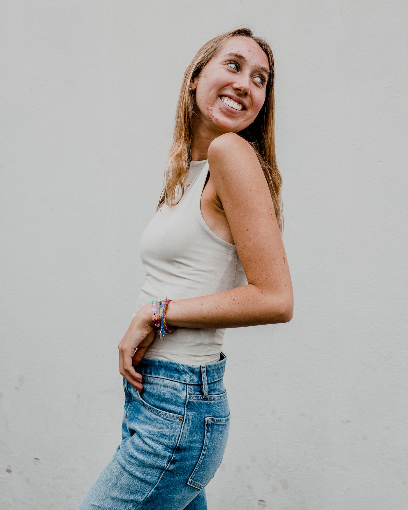 Sleeveless Pullover Tank Top