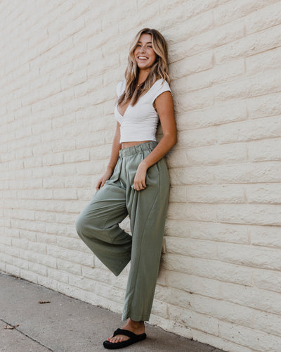 NOTHIN TO SAY PLEATED TROUSER by Free People