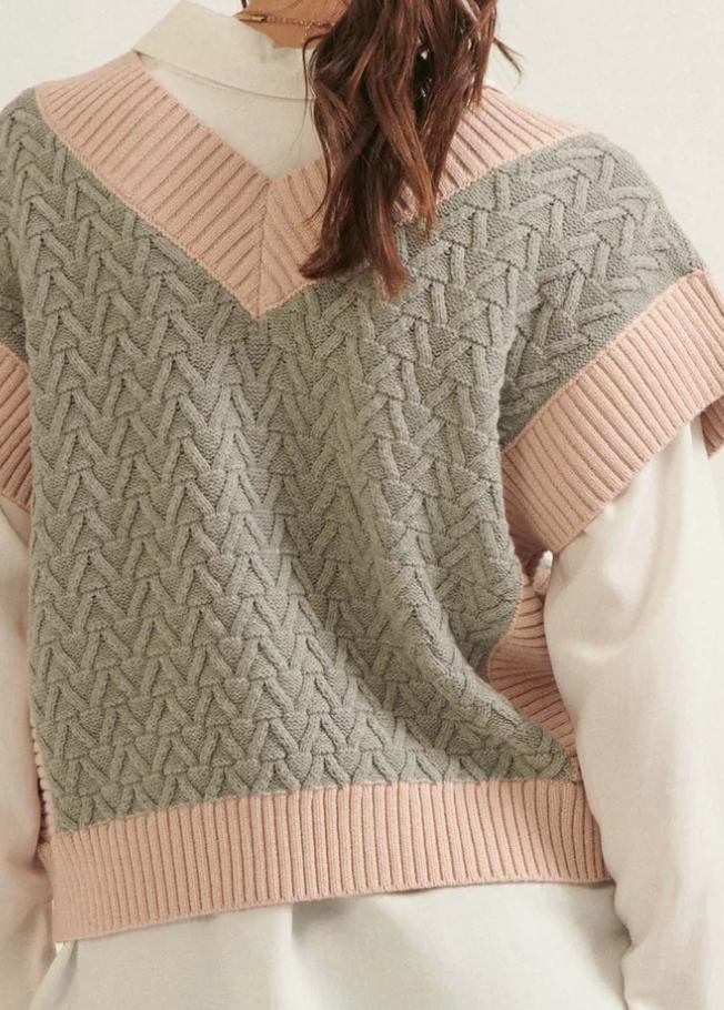 Honor Roll Colorblock Cable Knit Sweater Vest
