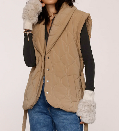 Rainne Glove by Heartloom