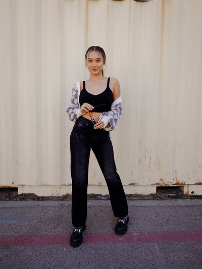 Cropped and Fuzzy Checkered Cardigan with Ballon Sleeve